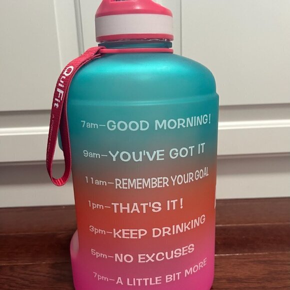 QuiFit Motivational Gallon Water Bottle NWOT - Picture 2 of 3